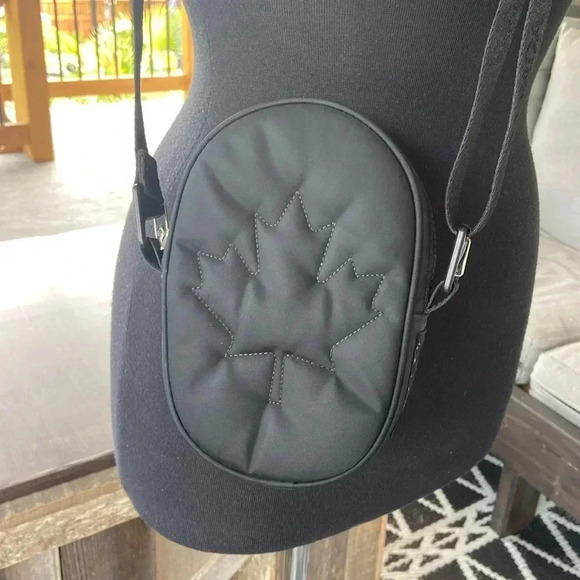 * NWOT* Lululemon | Limited Edition  Future Legacy Crossbody Bag - Picture 3 of 10